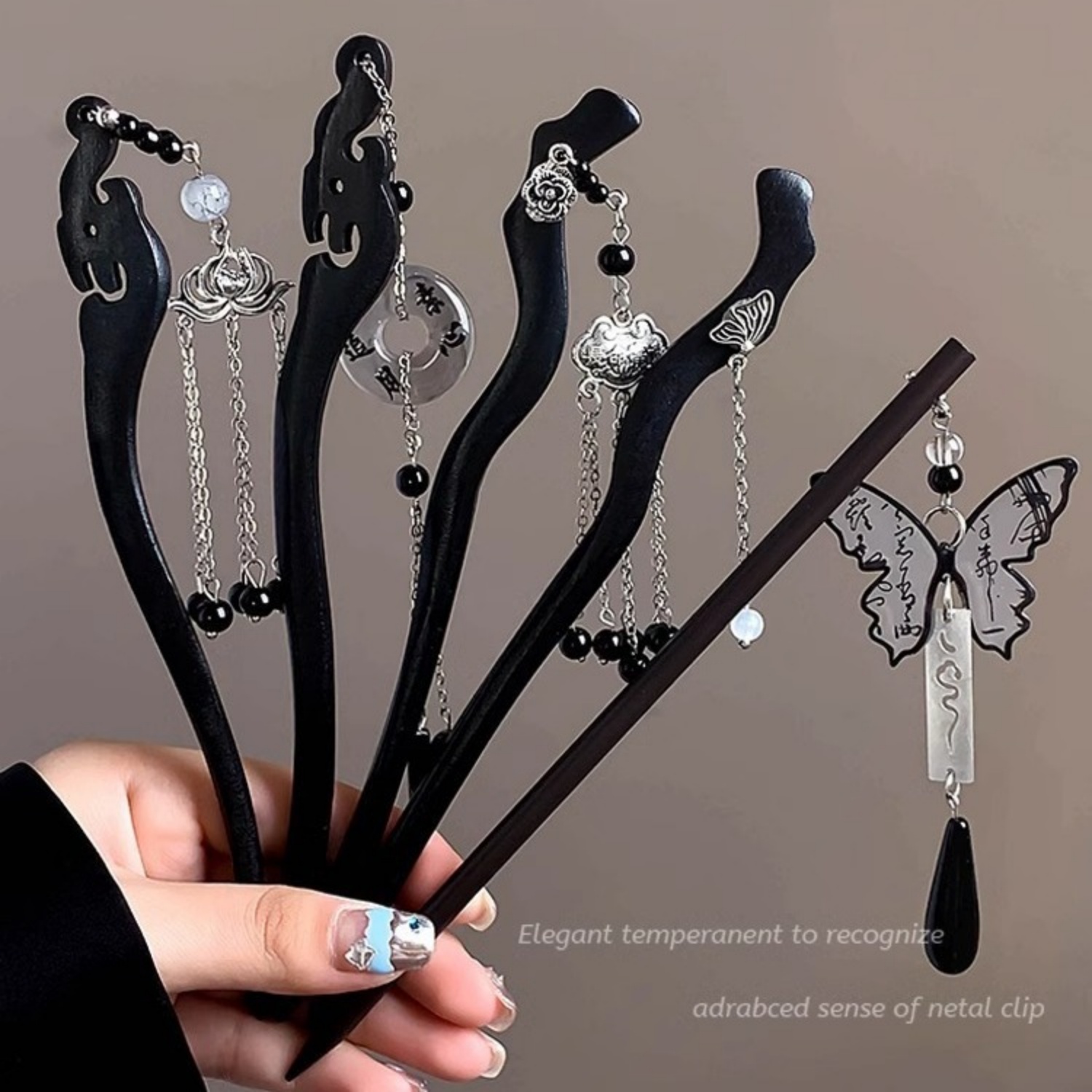 Women Accessories Shop - Épingle à cheveux à pampilles en
