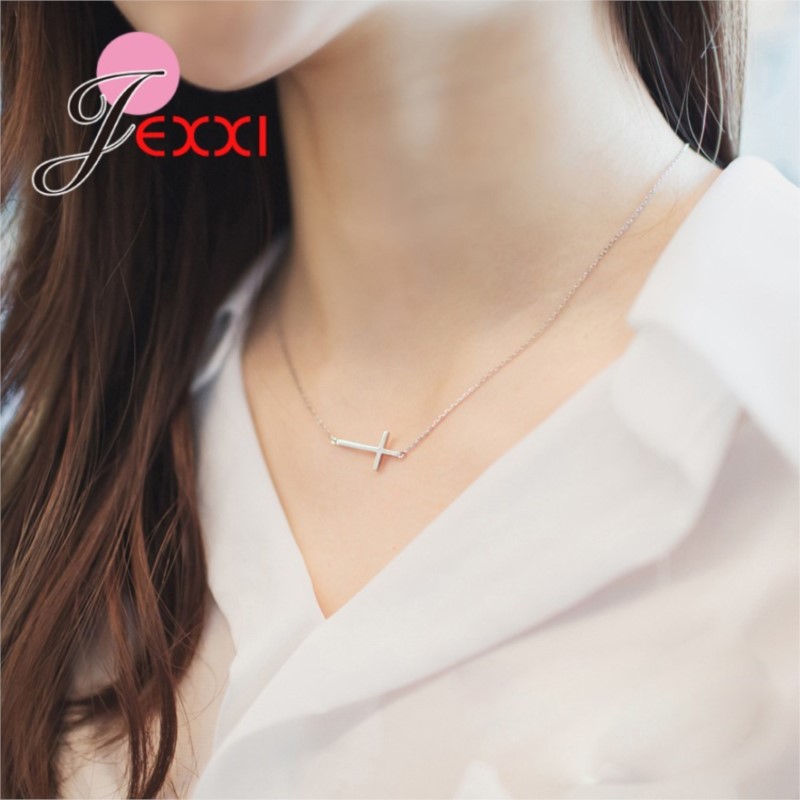 Women'S Accessories Jewelry Sale - Collier avec pendentif en forme de