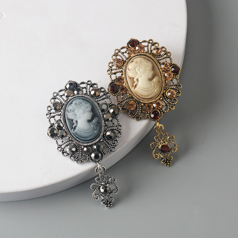 Broches Vintage camée en stras - Women'S Accessories Louis Vuitton avis et prix